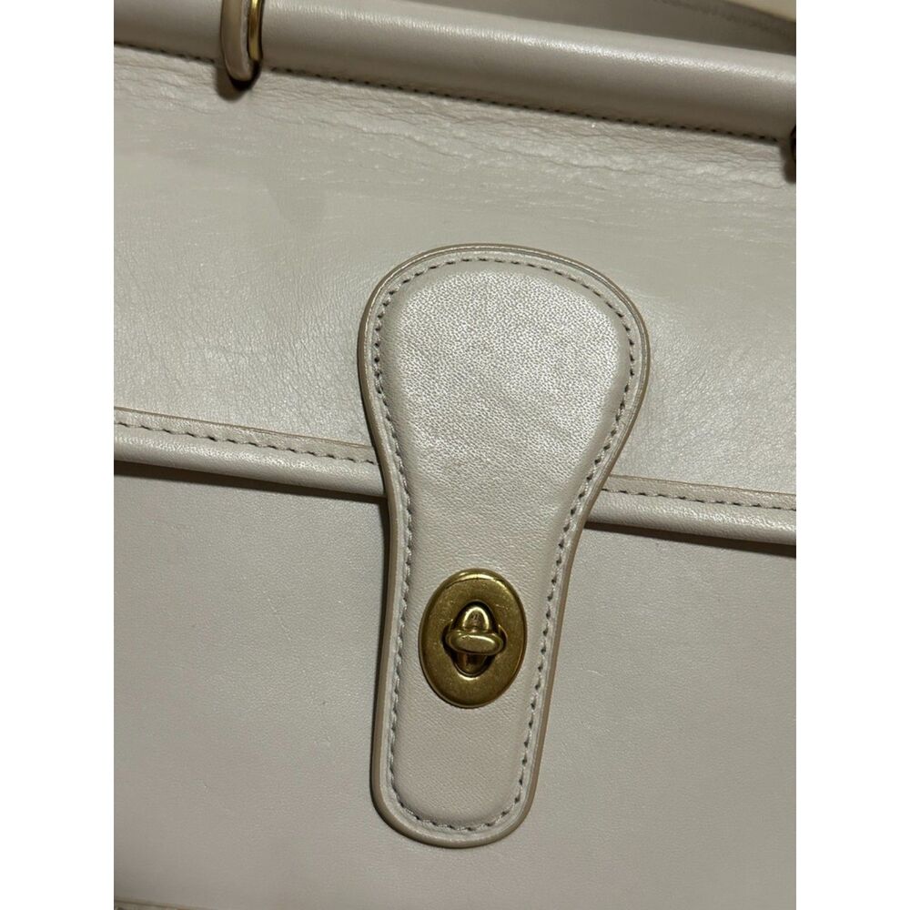 Coach 2021 Willis Top Handle 18 - Chalk - Picture 6 of 8